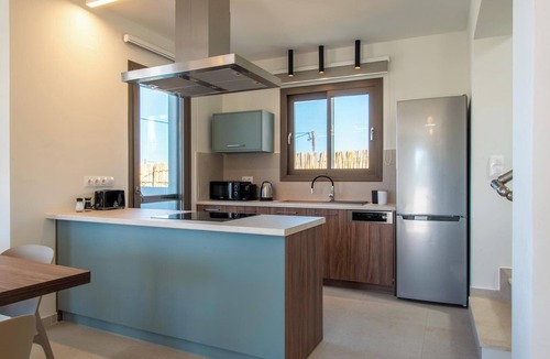 Adele Villa | Niki - Three Bedroom Villa, Sleeps 6