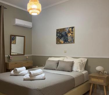 Perivolia Villa | Niko's art Villa in Chania