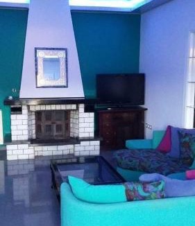Agios Georgios House | Niko's Blue Villa in Kavvadades