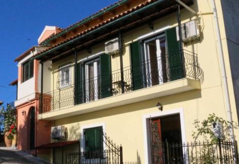 Pelekas House | Nikolas view house