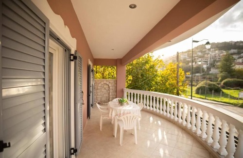 Apolpaina Apartment | Nikorina Apts | 3