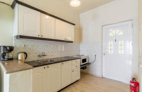 Agia Pelagia Chlomou Apartment | Nikos Seaside studio 4