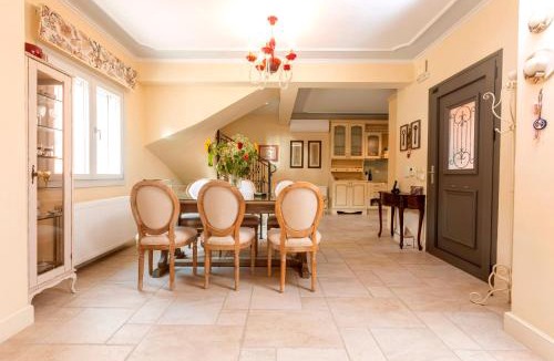 Gazatika House | Nina's Guesthouse Corfu