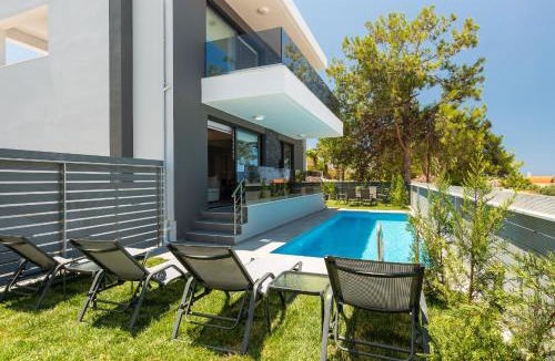 Sfakaki Villa | Nisos Villa, Pool & Heated SpaWhirlpool, Walking to Beach, By ThinkVilla