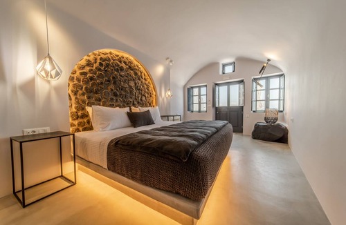Oia Hotel | Nostos Apartments
