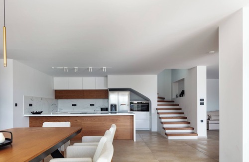 Kolymvari Villa | Nuera III: Modern 3BR Villa, 300m from the Beach