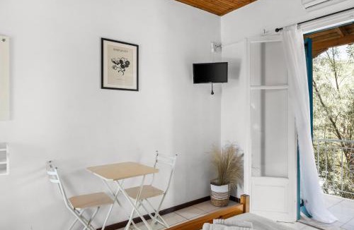 Mikros Gialos House | Oceanis Rooms