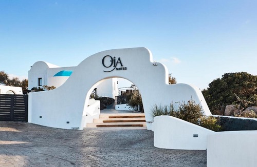 Finikia Hotel | Oia Suites
