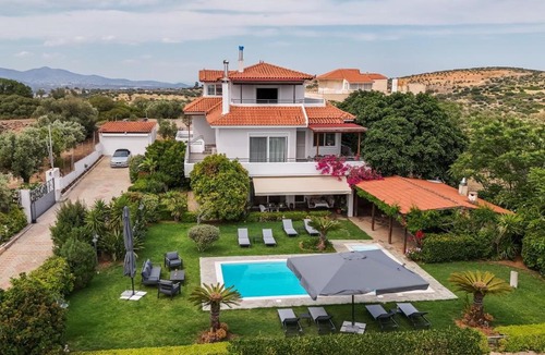 Kropia House | Olive Grove 4BR 3BA Pool Villa near Athens Airport