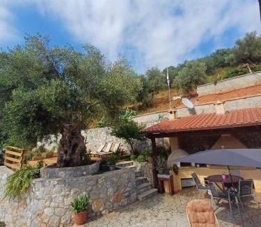 Platanias Apartment | Olive Stone