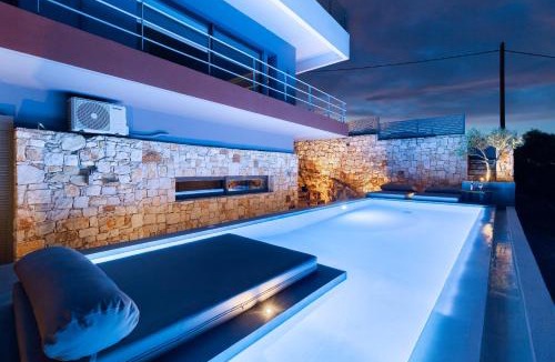 Marathon Villa | Olon Villa