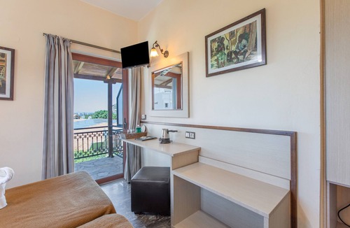 Agia Galini Apartment | One Bedroom Beachfront Apartment with Sea View in Agia Galini