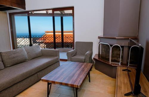 Rodhia House | OntasView Rodia