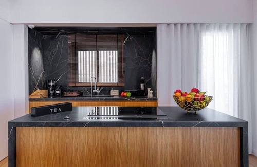 Varkiza Apartment | Opulent Penthouse 2 at the heart of Varkiza