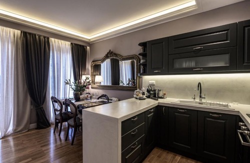 Old Town Apartment | Opus 5 Luxury Apartment in Liston Corfu