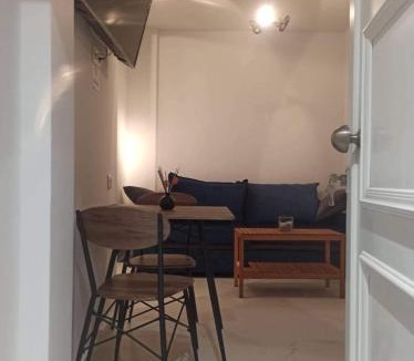 Spata-Artemida Villa | Oresti's Villa Near Airport & Beach