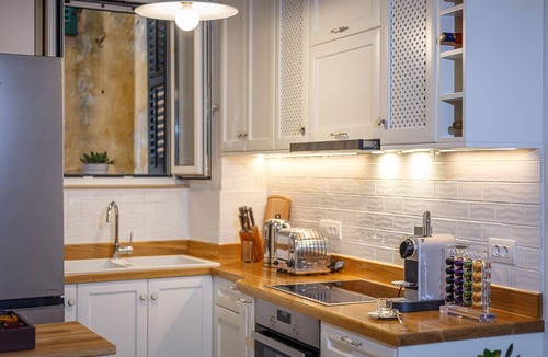 Old Town Apartment | Palazzino Leone - Corfu Old Town Deluxe Apartment