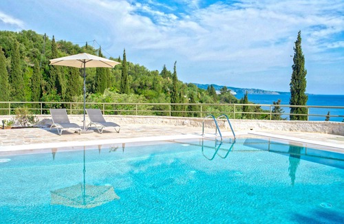 Petaleia Cottage | Paleopetres K-Three - Premium Double Suite - Sea Views - Beach - Pool - Kalami