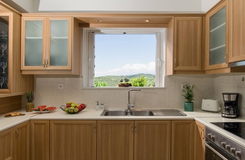 Darmarochori Villa | Panoramic Sea Views, Pool, Garden, BBQ, TableTennis, Playground, Hammock
