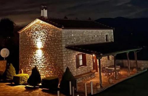 Lilaia Ski Chalet | Panos Stone House