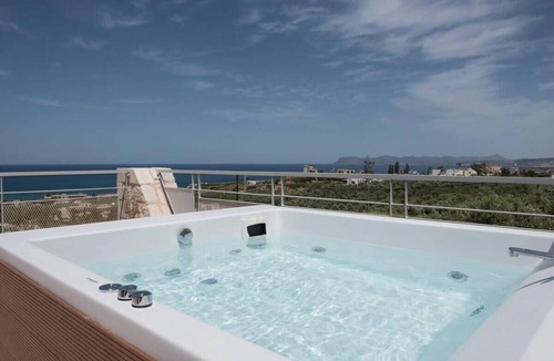 Kato Stalos Villa | Pantanassa Villas – Thalia with Jacuzzi & Pool