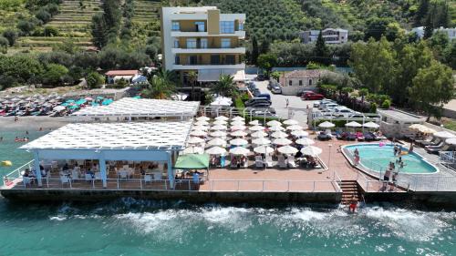 Radhime Hotel | Paradise Beach Hotel