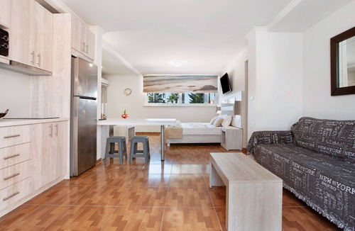 Agrilia Apartment | Paradise Zante Suite Poolside with Garden and Wi-Fi