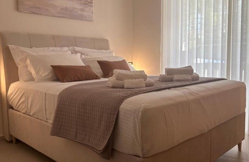 Vyronas Apartment | Parkside Residence
