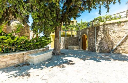 Zouridi Villa | Patrico