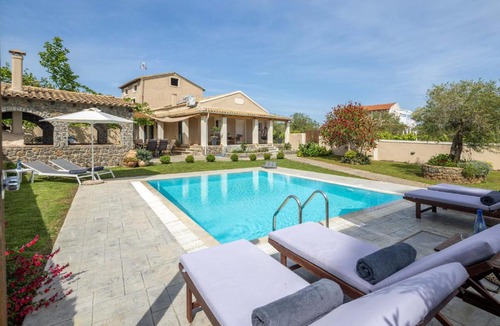 Chalikounas Villa | Pavlos & Sofia Harmony Villa with Private Pool