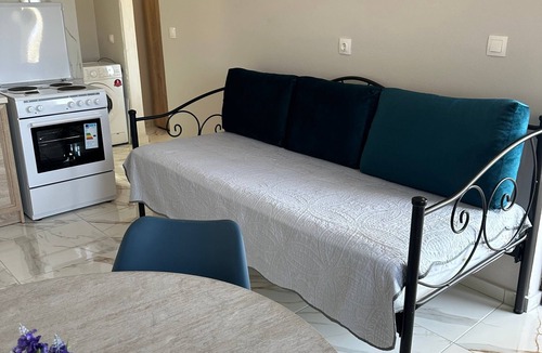Palekastro Apartment | Pegasus Sea-View Apartment, 10 Min Walk to Chiona, 2 A/C Units, Wi-Fi & Parking
