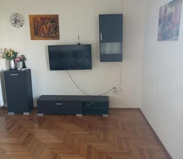 Kinosargous Apartment | Penth