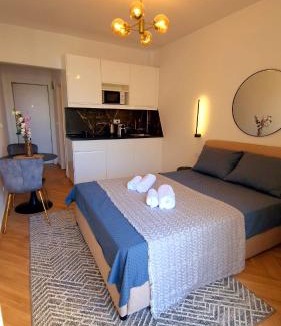 Perea Apartment | Perea Luxury 20 miters from Sea in DOWNTOWN of Perea