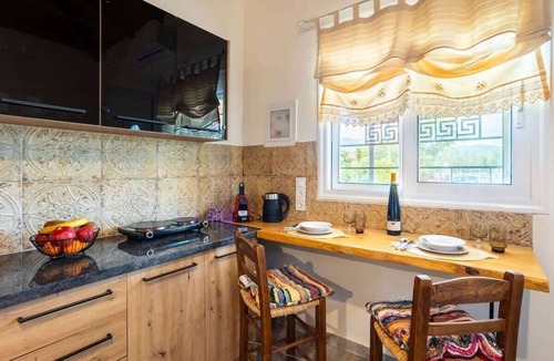 Messini Apartment | Petalidi Sunny Home Two - Cozy Garden Escape