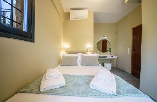 Kissamos Villa | Petronila Luxury Villa with heated private pool