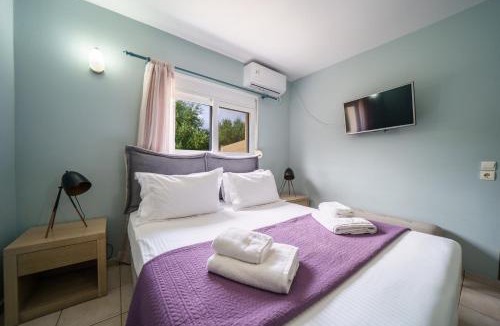 Kissamos Villa | Petronila Luxury Villa with heated private pool