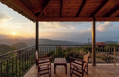 Aigialeia Villa | Petros House Fantastic View By Greece Apartments