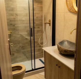 Kardamyla Bed & Breakfast | Pinolia Rooms