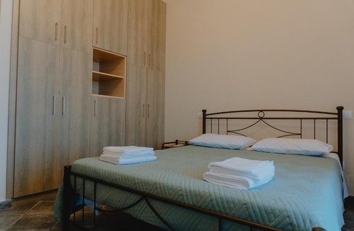 Paralia Porovitsis Apartment | Platanos View