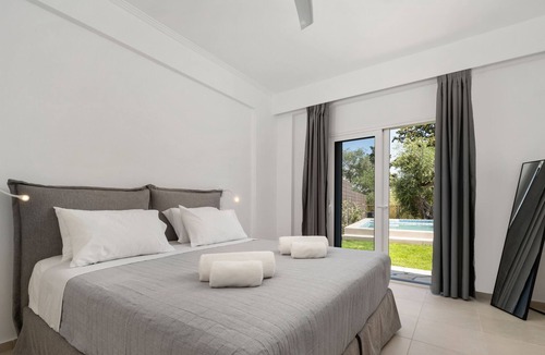 Petriti Villa | Playia Villas I- 3 Bedrooms Maisonette with Private Pool