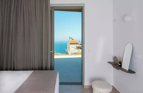 Rodhia House | Plethora Luxury Suites