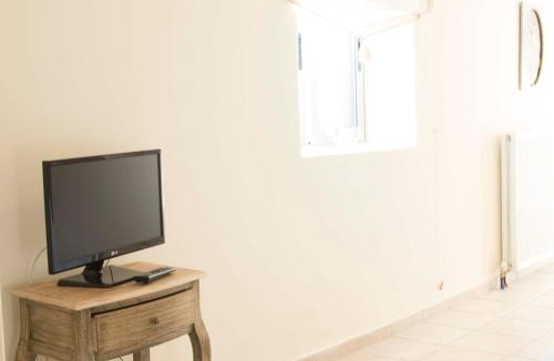 Riglia Apartment | Poliana Estate Studios