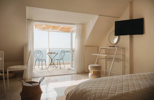 Lavreotiki Hotel | Poseidon Beach Villas