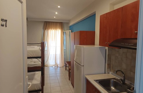 Kallithea Bed & Breakfast | Poseidon Edge No27 by RentalsPro - Kallithea