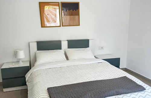 Himare Hotel | Potami Seashell