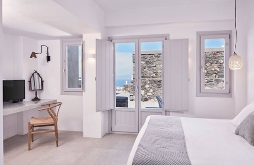 Oia Hotel | Premium Villa With Plunge Pool (up to 4 guests)