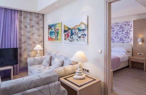 Papadhianika Hotel | Princess Kyniska Suites