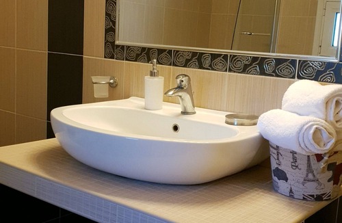 Dassia House | Private Two Floor House 3 min walk from Dassia Beach