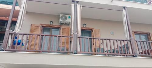 Ouranoupoli Apartment | Prosforio Rooms