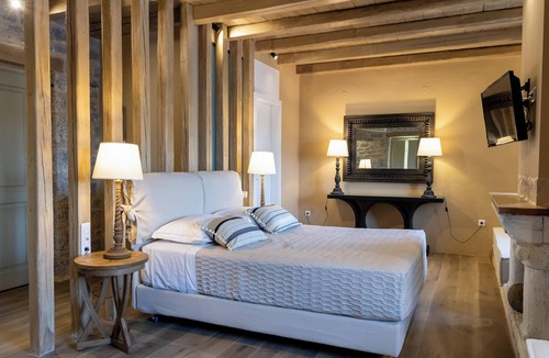 Itilo Hotel | Queen Suite with Panoramic Sea View | Akrolithi Guesthouse